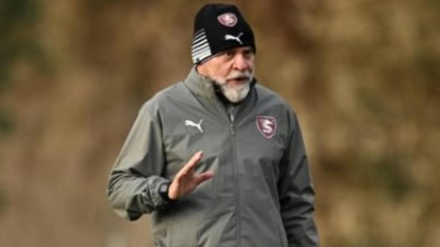 Serse Cosmi, prima vittoria con la Salernitana ma senza il suo modulo del cuore: "Il 3-5-2? Lo conosco meglio di mia moglie"
