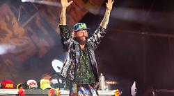 Jovanotti crea suspense tra i fan: "Domani vi dico una cosa"