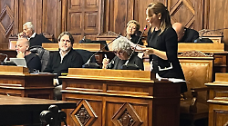 Siena, il Pd nella bufera. Chieste le dimissioni della capogruppo Mazzarelli: "Nessun passo indietro".  Vigni: "Non è un condominio"
