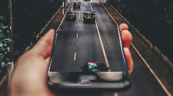 Patente digitale sul cellulare: al via la fase sperimentale. Dal 4 dicembre tutti potranno avere il documento sul proprio smartphone