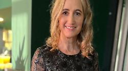 Chi &egrave; Sophie Kinsella, la scrittrice da 33 best seller: il tumore al cervello e l'ispirazione per l'ultimo libro