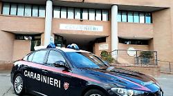 Maxi operazione dei carabinieri: arrestati due giovani per rapina, avevano sequestrato una coppia di anziani nel territorio senese