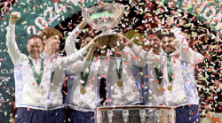Coppa Davis, il trofeo conquistato dall'Italia esposto al Ct Siena