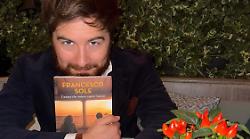 Francesco Sole, chi &egrave; lo scrittore ospite da Caterina Balivo: dal successo social alla relazione con Giulia Cavaglia 