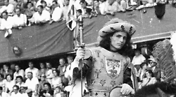 Palio di Siena, la storia del fantino Romanino e delle sue origini