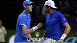 Sinner: "S&igrave;, voglio rinascere Berrettini". Poi il siparietto con Chiambretti. VIDEO