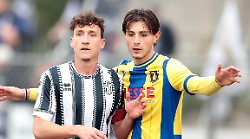 Calcio, intervista a Niccolò Giannetti: "Sono felice di essere tornato a Siena"