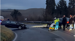 Incidente, scontro tra due auto nei pressi di Suvignano