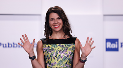 Geppi Cucciari, la co-conduttrice&nbsp;per il Festival di Sanremo, torna stasera in tv su Rai 3 con Splendida Cornice: dal successo al divorzio doloroso