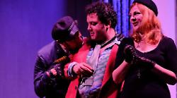 Arriva al teatro dei Rinnovati Marina Massironi con Il malloppo