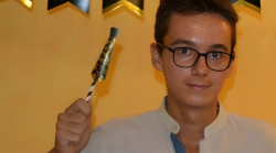 Andrea Prospero, parla il Padre spirituale Don Alessio in diretta tv su Rai 1 a La vita in diretta: "C'&egrave; una ferita interna di un'intera comunit&agrave;"