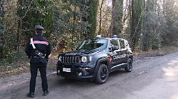 Carabinieri smantellano bivacco di spacciatori