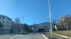 Multe agli automobilisti: rimandata l'entrata in azione del Microrex, che sanziona chi passa con il rosso o ha l'assicurazione scaduta