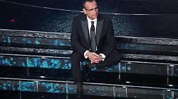 Sanremo 2025, tutto sulla terza serata stasera in tv gioved&igrave; 13 febbraio su Rai 1: ospiti, co-conduttrici e i 14 cantanti in gara