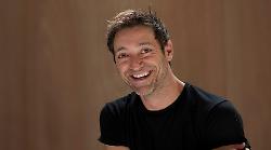 Sinalunga accoglie Euripides Laskaridis: un viaggio nell'arte teatrale contemporanea