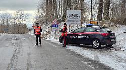 I carabinieri scoprono un probabile bivacco di spacciatori