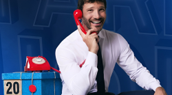 Affari Tuoi torna stasera in tv marted&igrave; 18 febbraio su Rai 1 con Stefano De Martino: ecco i numeri fortunati della partita di ieri