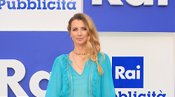 Carolina Di Domenico ospite da Caterina Balivo a La Volta Buona su Rai 1, gioved&igrave; 20 febbraio: ecco chi &egrave; il famoso marito della conduttrice