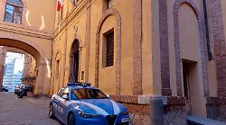 Ragazza picchiata in centro a Siena, il ristoratore sporge denuncia per i danni subiti