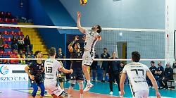Volley, la Emma Villas Siena vince anche a Palmi: è il sesto successo consecutivo