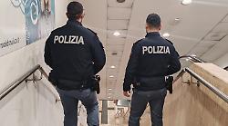 Controlli della polizia nel centro storico di Siena e all'Antiporto: identificate 81 persone