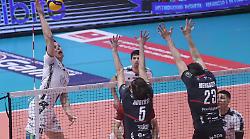 Volley, l'Emma Villas Siena vince anche contro Fano: settimo successo di fila e playoff conquistati
