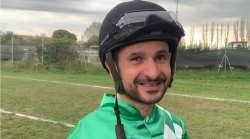 Palio di Siena, Andrea Chessa torna dopo l'infortunio e vince: "Ho provato emozioni fuori dal normale"