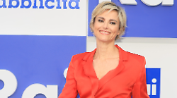 Da Noi&hellip; a Ruota Libera con Francesca Fialdini oggi in tv, domenica 30 marzo su Rai 1: Barbara Bouchet ospite in studio 