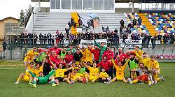Calcio serie C, poker della Pianese contro il Pineto: i playoff sono conquistati