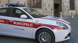 Aggressione a bambino in Piazza del Campo a Siena, la Cisl: "Encomiabile lavoro della Polizia Locale"