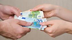 Presunta truffa sentimentale: spillati 50 mila euro a un 60enne