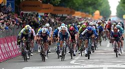 Manca sempre meno al Giro d'Italia: Roglic, Carapaz, Bernal e gli altri, ecco chi sono i favoriti della Corsa rosa
