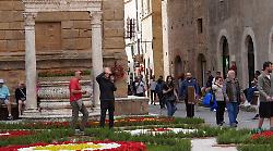 Prosegue Pienza e i fiori, un fine settimana con la mostra-mercato