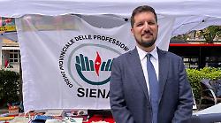 L'infermiere è un mestiere che affascina sempre meno. E metà di quelli senesi hanno più di 50 anni
