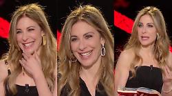 Il look di Francesca Fagnani a Belve: dal total black ai costosi orecchini. Scopri le marche e la sanzione del Consiglio di disciplina  dell’Ordine dei Giornalisti del Lazio