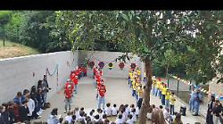 La Peruzzi di Siena celebra la fine dell'anno scolastico: alunni, famiglie e docenti in festa