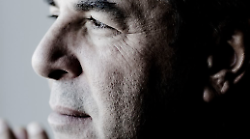 Il maestro Daniele Gatti nuovo direttore musicale del Teatro del Maggio: dal 2026 tornerà a insegnare all'Accademia Chigiana di Siena