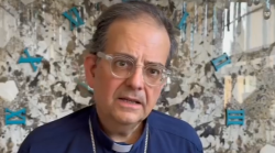 Lojudice è rientrato in Italia. Il cardinale: “Le conseguenze di tutto quello che sta accadendo dureranno per decenni”