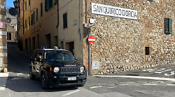 Truffa del falso incidente stradale, raggirano un anziano e gli sfilano soldi e una macchina: scoperti e denunciati tre giovani, scattano le misure cautelari