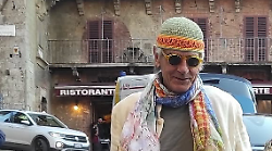 Trent'anni di "Io ballo da sola", Jeremy Irons e l'amore per Siena e la Toscana: "Non ci sono luoghi così belli nel mondo"