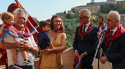 Contrada della Torre, 85 nuovi battezzati: tutti i nomi