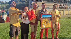 Montalcino, il quartiere Travaglio si aggiudica il 62° Torneo di Apertura delle Cacce e l’opera realizzata da Claudio Bindi