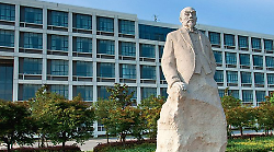 Nasce il "Siena Future Biotech College": importante progetto di cooperazione tra Italia e Cina