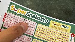 Estrazione del 3 novembre: ecco i numeri vincenti di Lotto e Superenalotto, il quadro. Jackpot da sogno, curiosità e combinazioni