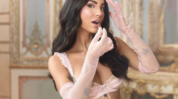 Giulia De Lellis lancia un rossetto in lingerie in onore della figlia Priscilla