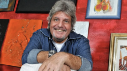 Addio a Mauro Di Francesco, attore simbolo della commedia anni '80: il cinema italiano perde il suo "Maurino"