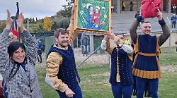 Sagra del tordo di Montalcino, fa festa la Ruga