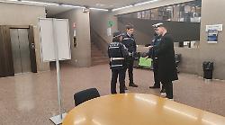 Aggressione a un bambino in piazza: convalidato l'arresto dello straniero, trasferito al Cpr di Torino in attesa del processo