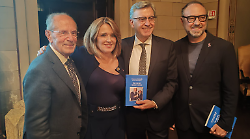 Siena, il presidente Lilt Schittulli presenta il libro "Una vita per vincere il cancro": "Prevenzione e nuove tecnologie,  si può guarire al 90%"