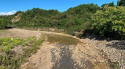 Il Consorzio di bonifica 6 Toscana sud ripulisce il torrente Spagnola a Sant'Angelo in Scalo